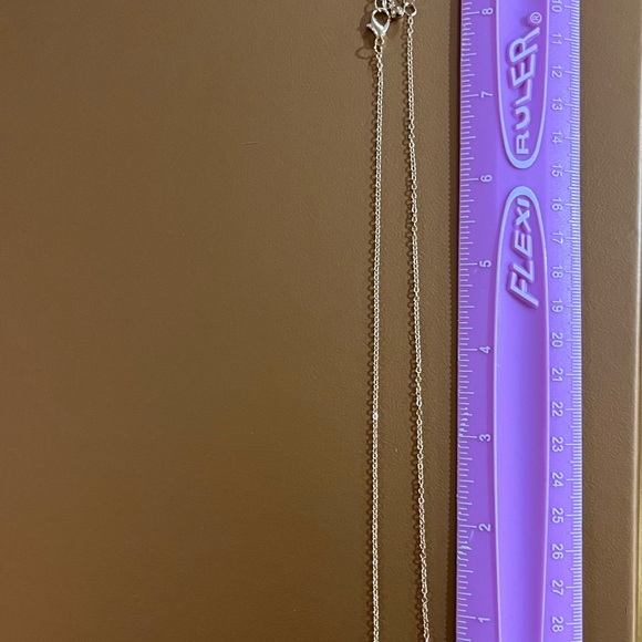 Coquette Bow Necklace NWT - Picture 9 of 10